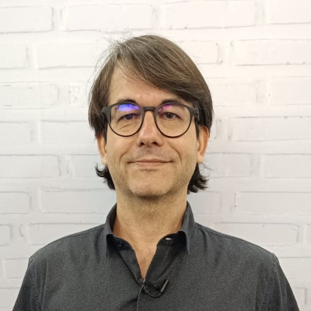 Fabio T. S. Nogueira Fábio Tebaldi S. Nogueira